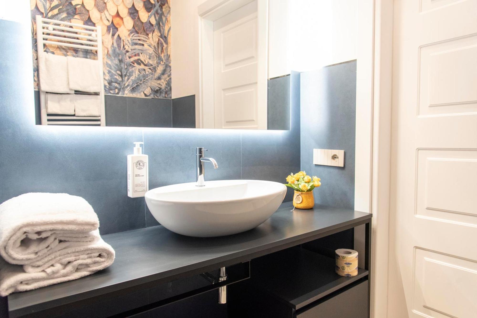 Adelaide Suite Dreams Rom Exteriör bild