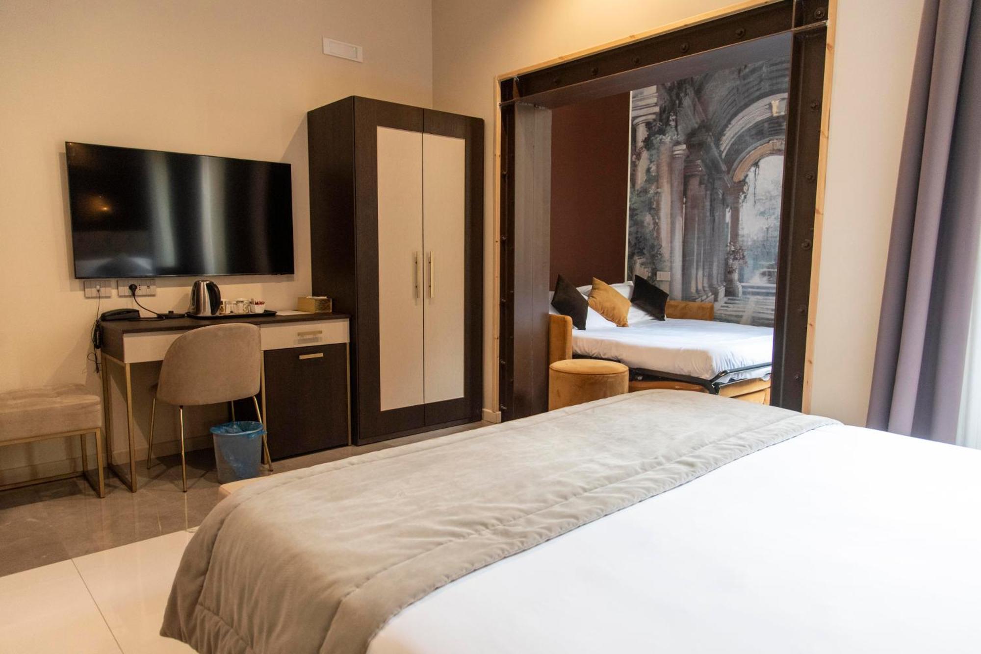 Adelaide Suite Dreams Rom Exteriör bild